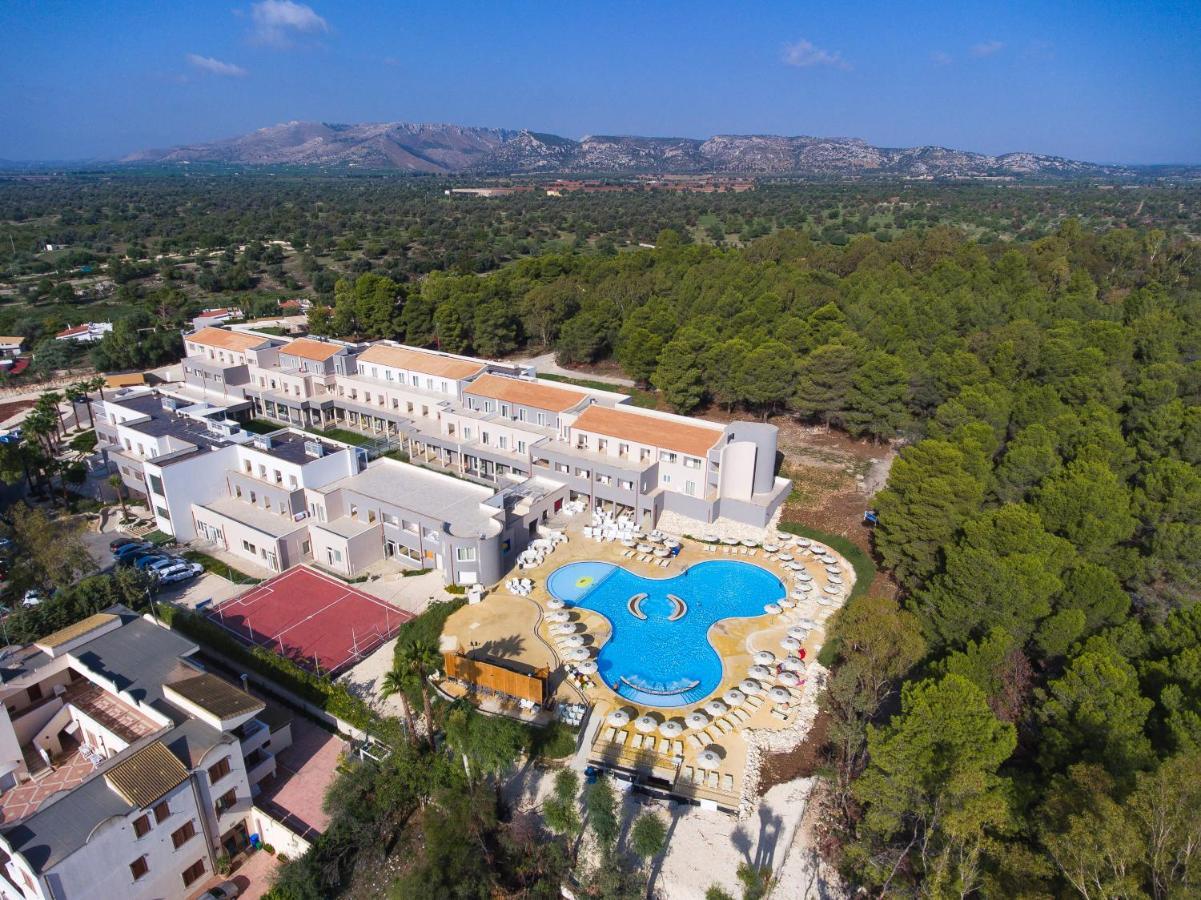 Futura Club Spiagge Bianche Otel Fontane Bianche Dış mekan fotoğraf