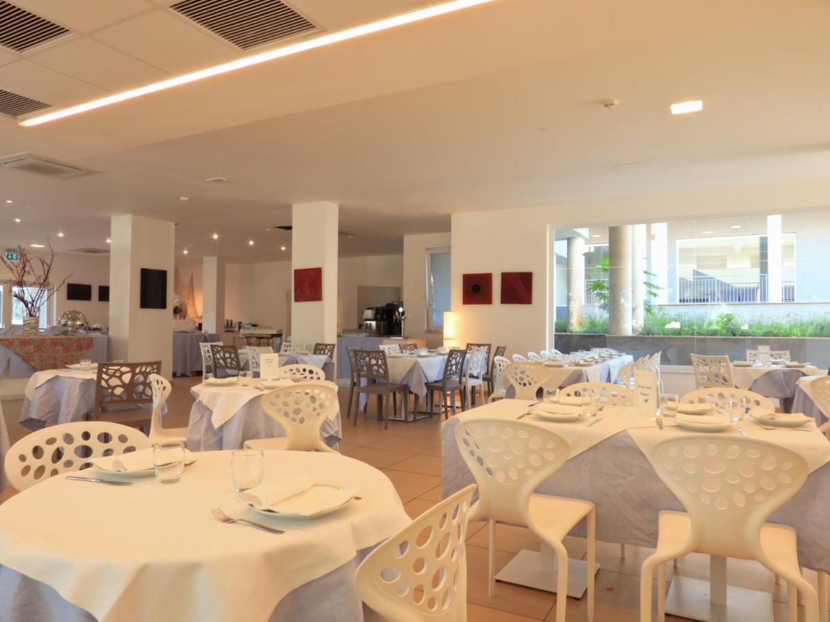 Futura Club Spiagge Bianche Otel Fontane Bianche Dış mekan fotoğraf